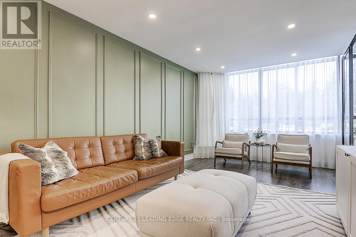 102 55 Bamburgh Cir, Toronto, ON M1W 3V4