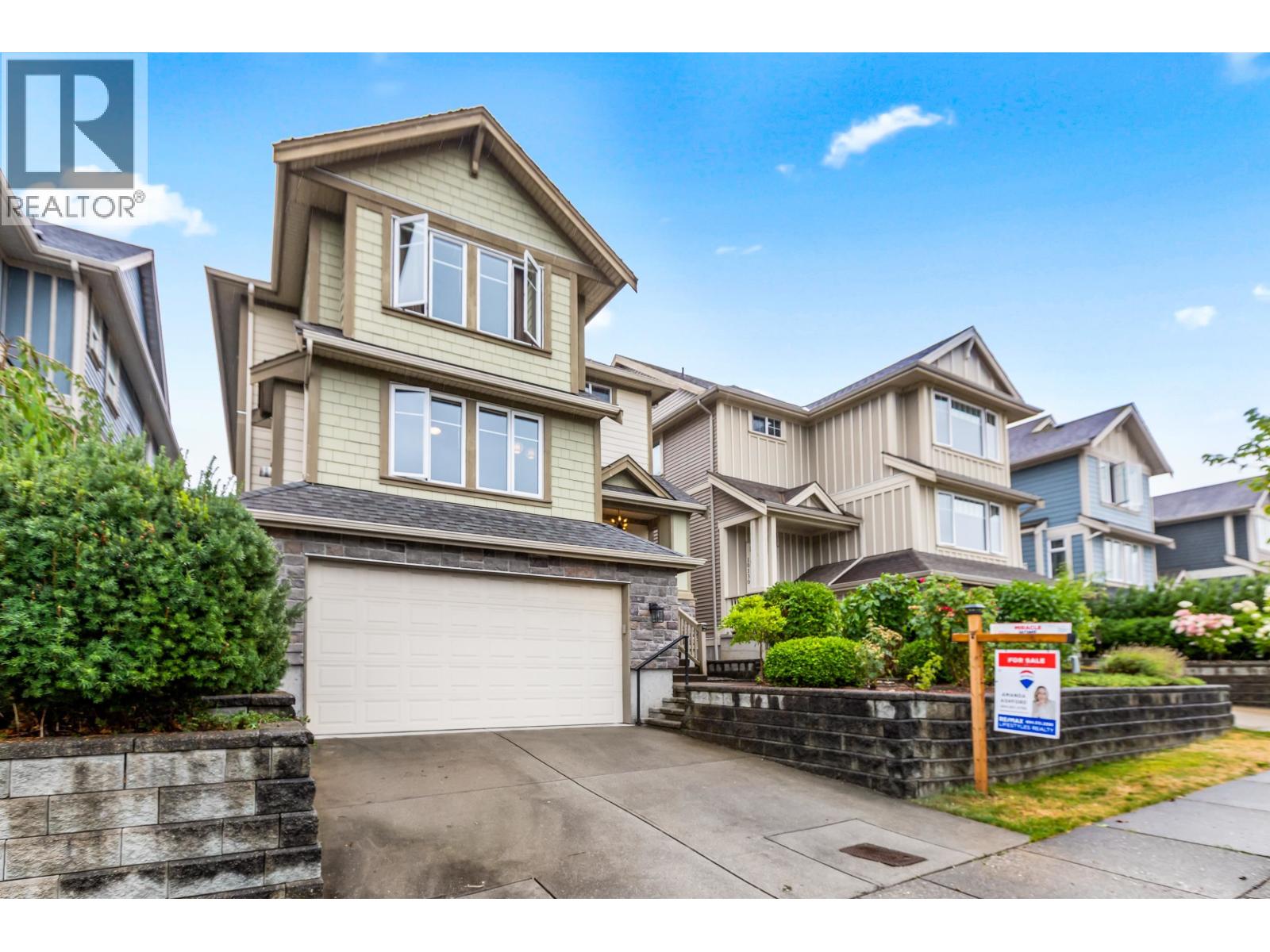 241 Street Unit 10138 #a, Maple Ridge, BC V2W 0E6