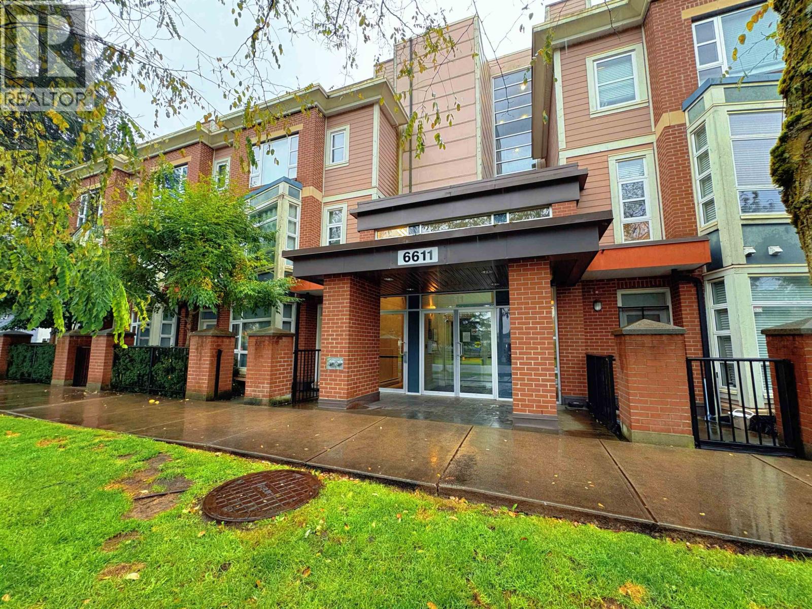 6611 Eckersley Road Unit 304, Richmond, BC V6Y 0B7