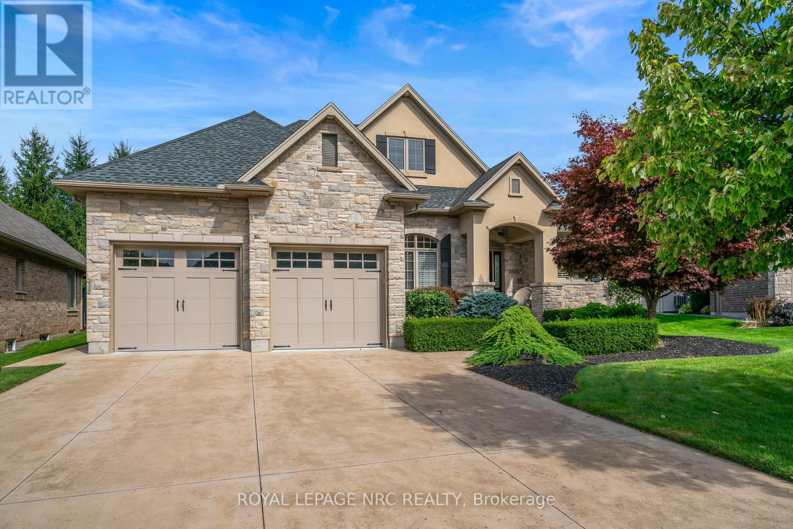 7 Brondis Ln, Pelham, ON L0S 1E5