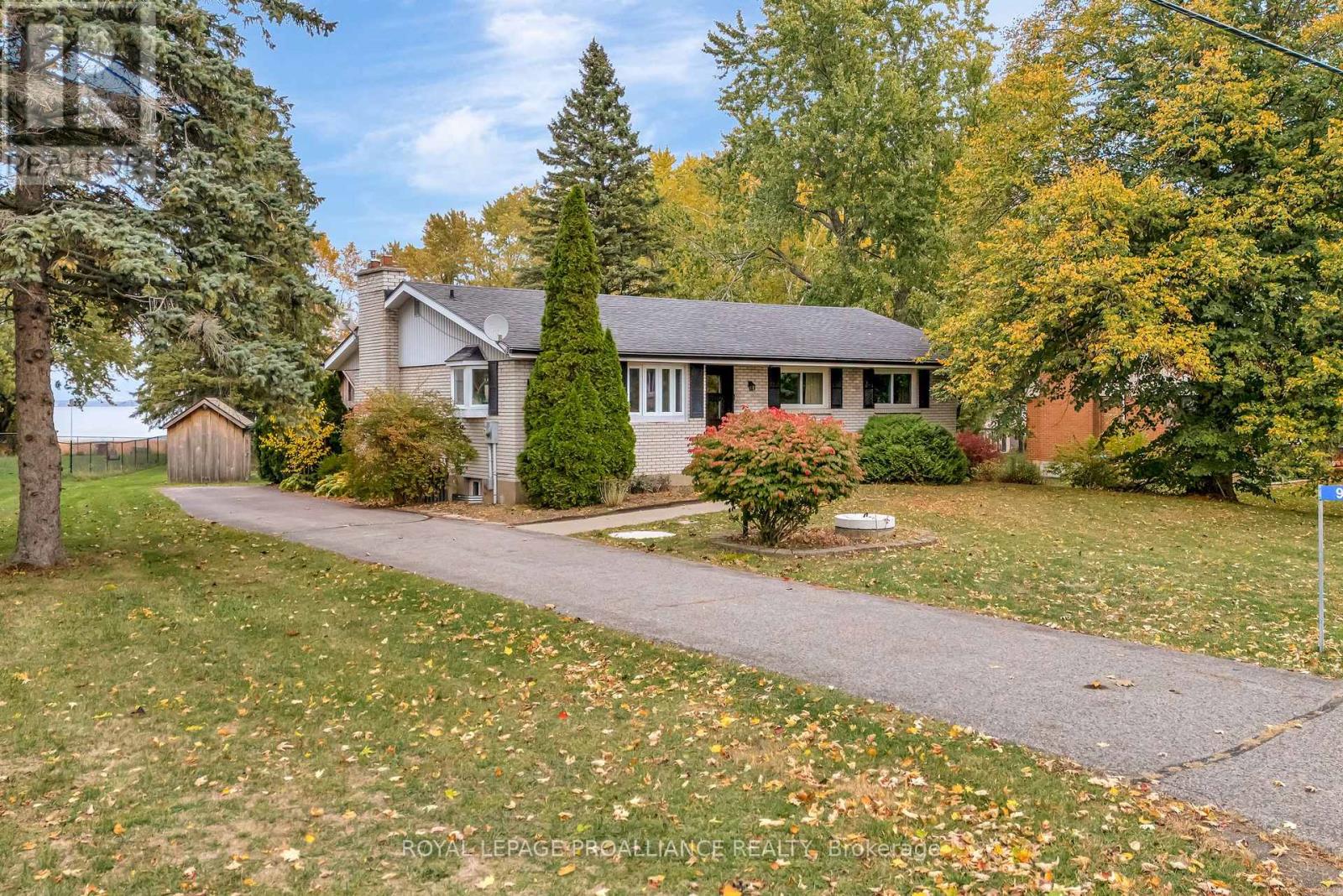 97 Roseland Dr, Quinte West Murray Ward, ON K0K 1L0