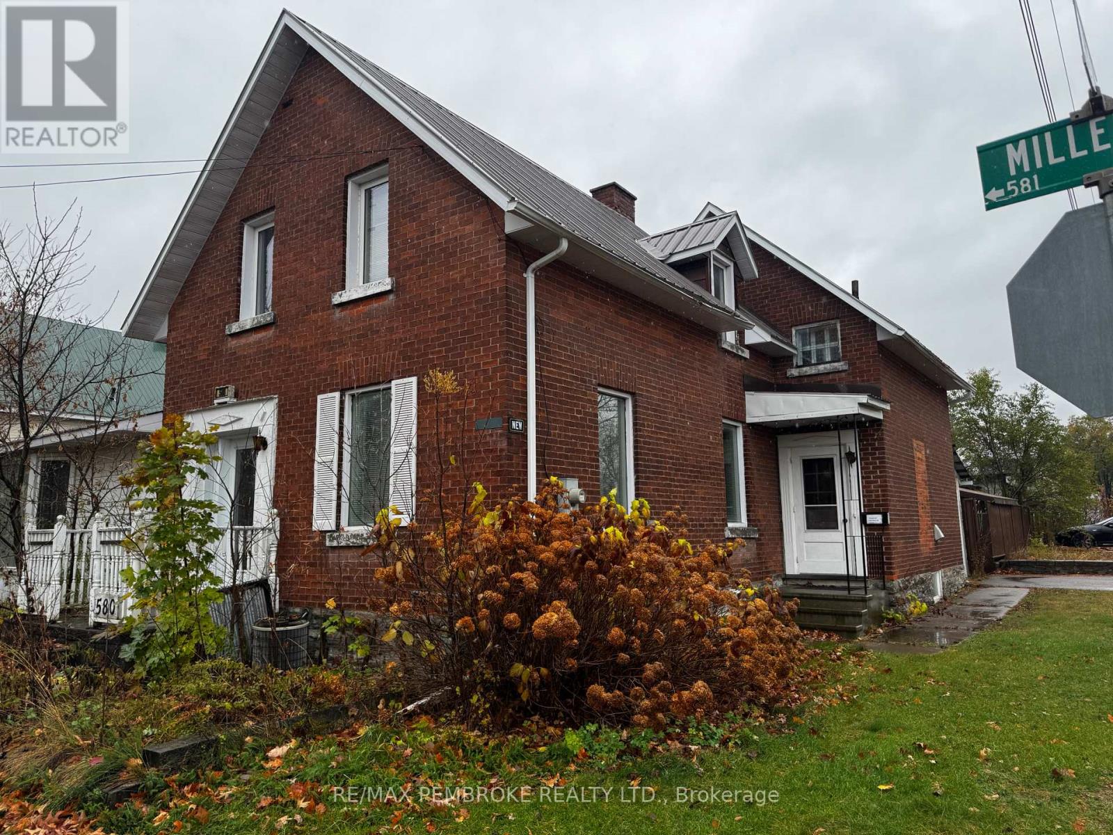 580 Miller St, Pembroke, ON K8A 5Z9