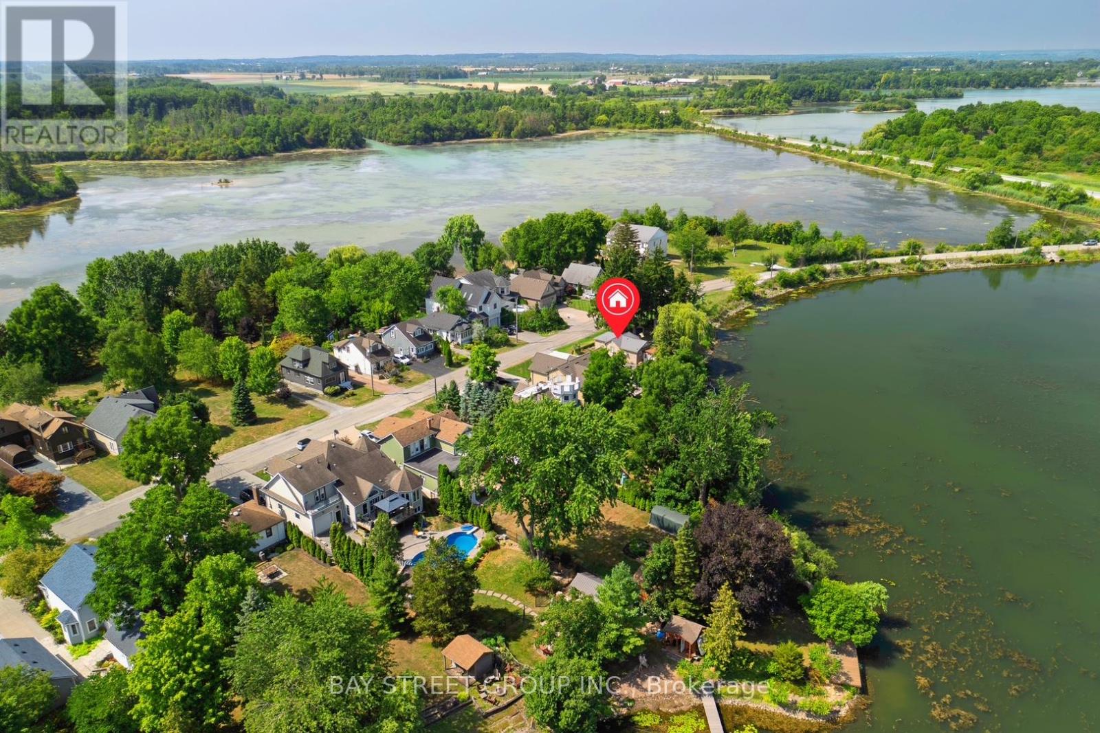 14 Marlatts Rd, Thorold, ON L2V 1N1