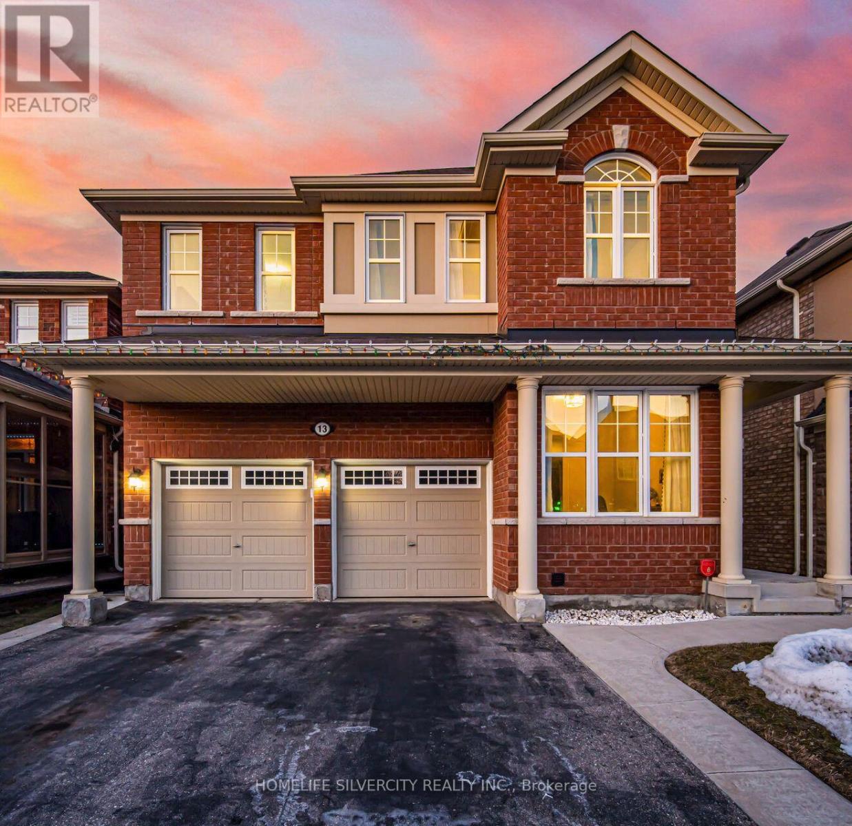 13 Fenchurch Dr, Brampton, ON L7A 0G2