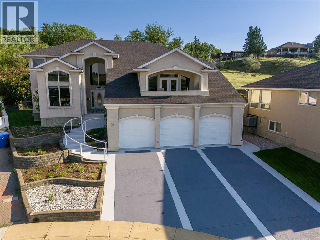 23 Chinook Pl SW, Medicine Hat, AB T1A 8S1
