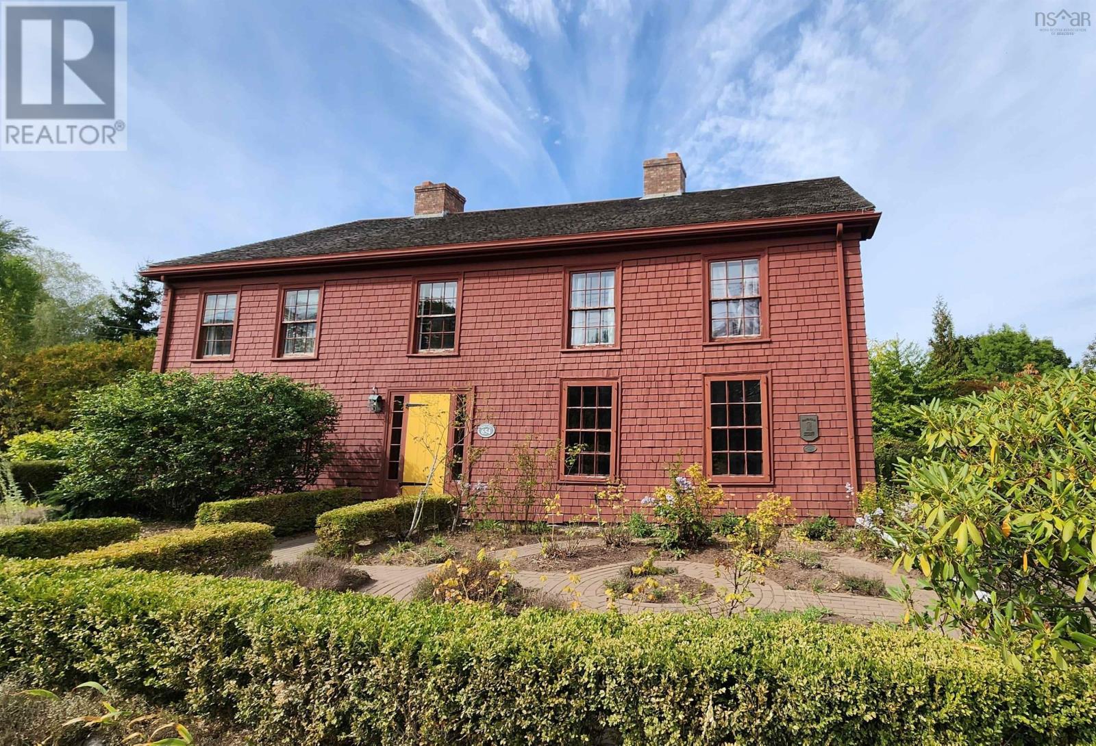 654 Main St, Wolfville, NS B4P 1E8