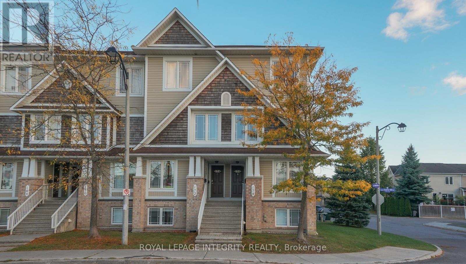176 Chapman Mills Dr, Ottawa, ON K2J 0B7