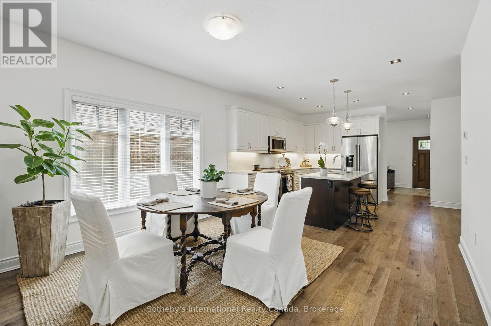 30 Serenity Place Cres, Huntsville, ON P1H 0C4