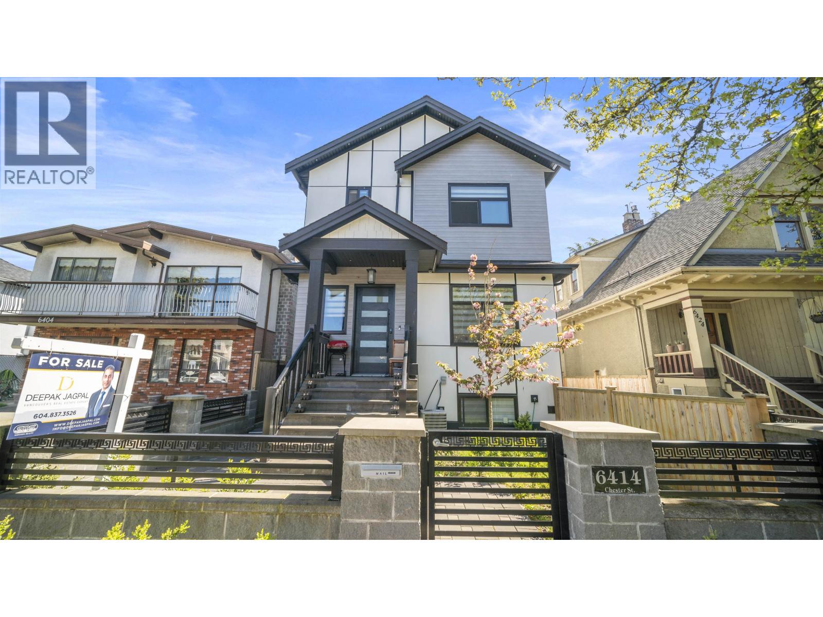 6414 Chester St, Vancouver, BC V5W 3C3