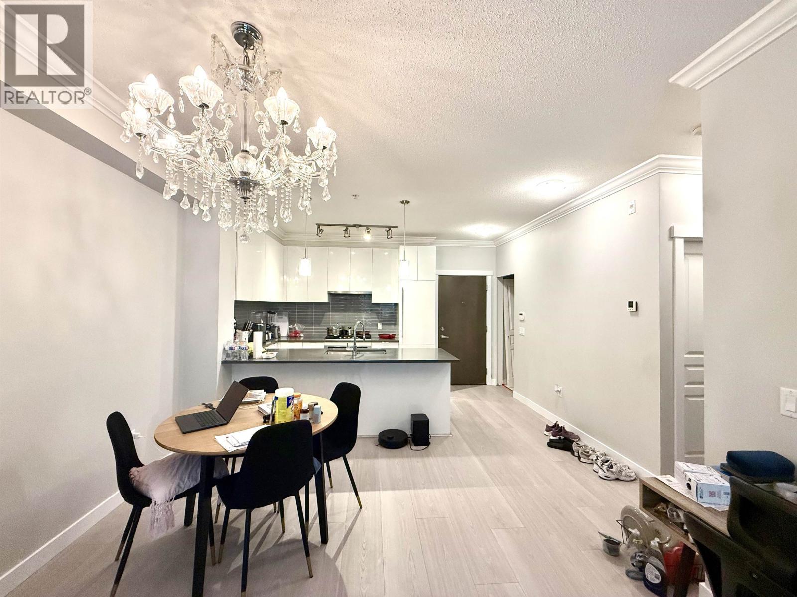 9399 Alexandra Road Unit 102, Richmond, BC V6X 0L7