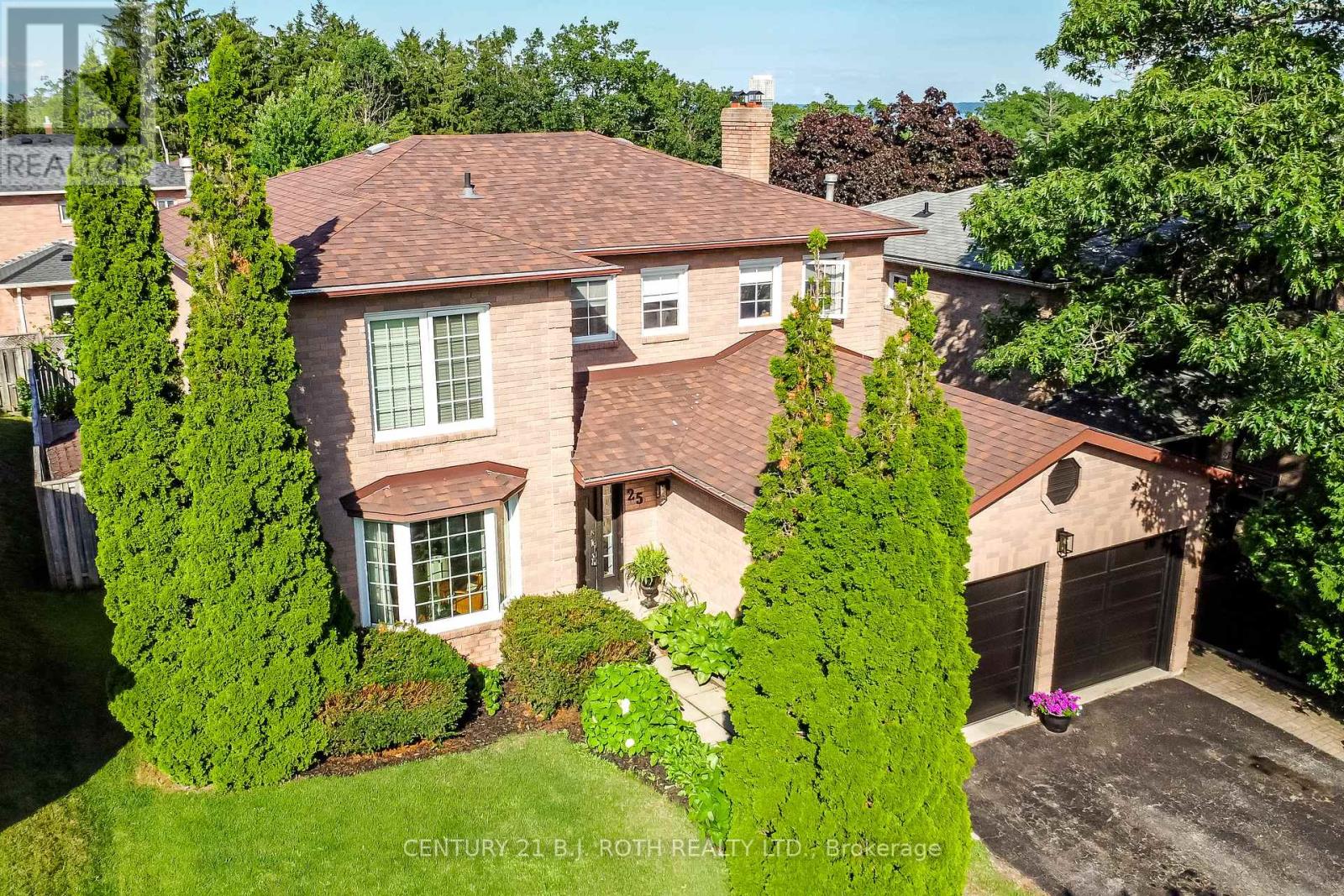 25 Keats Dr, Barrie, ON L4N 6C9