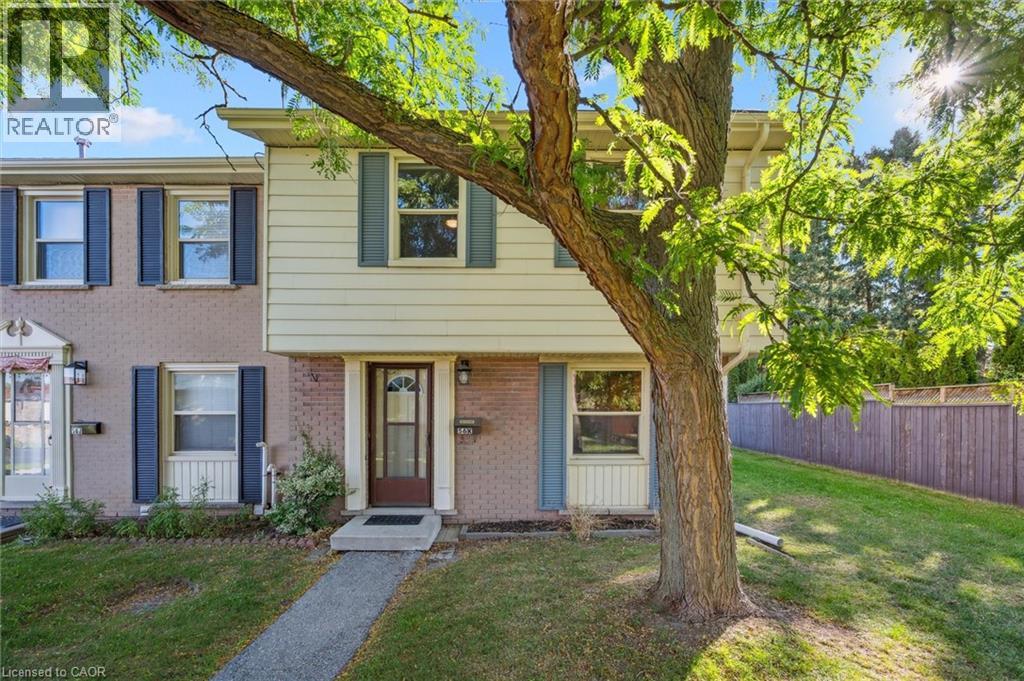 56 Montcalm Drive Unit K, Kitchener, ON N2B 2R1