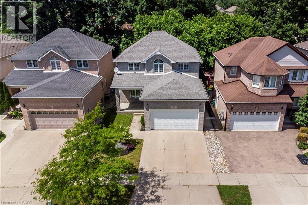 49 Fitzgerald Dr, Cambridge, ON N1T 0B2