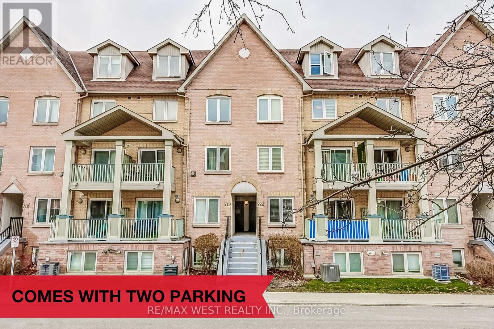 722 75 Weldrick Rd E, Richmond Hill, ON L4C 0H9