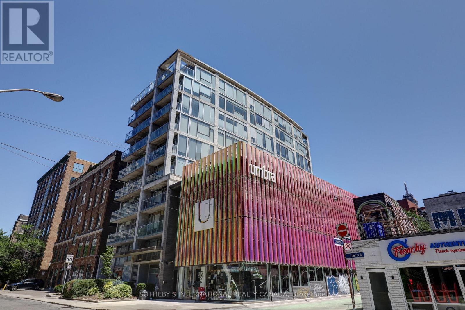 804 169 John St, Toronto, ON M5T 1X3