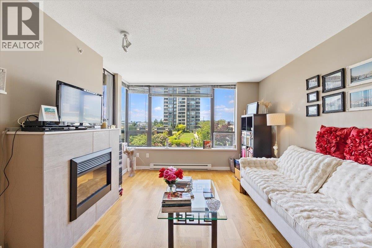 4182 Dawson Street Unit 505, Burnaby, BC V5C 0A2