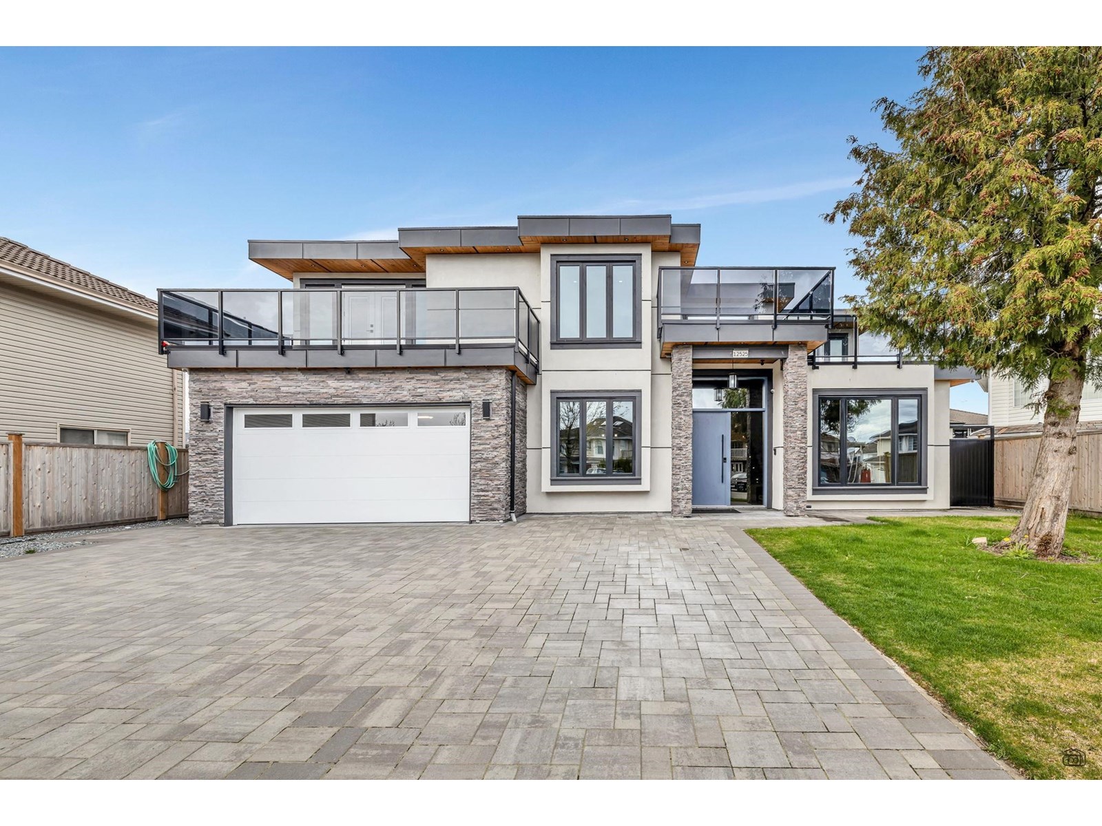 75 Avenue Unit 12525 #a, Surrey, BC V3W 0M3