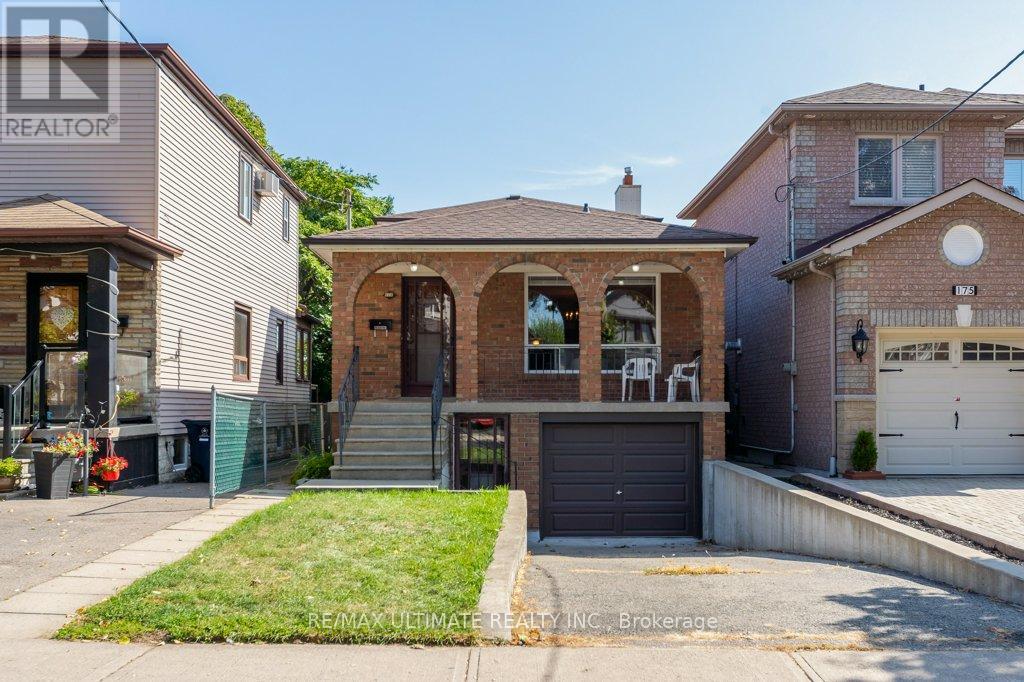 173 Aileen Ave, Toronto, ON M6M 1G1
