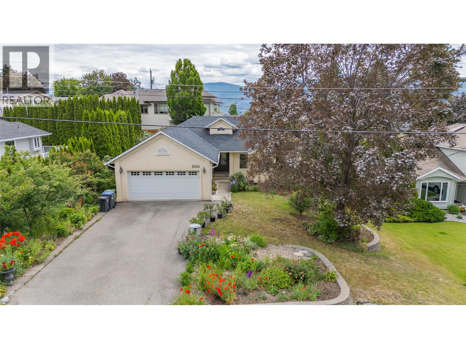 2241 Majoros Rd, West Kelowna, BC V4T 2C2