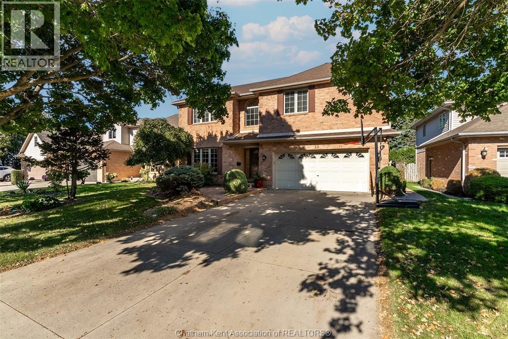 13 Hedge Maple Path, Chatham, ON N7L 5E9
