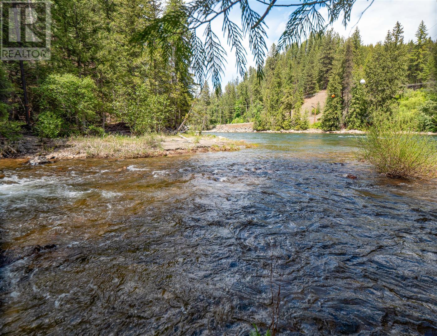 3751 Westwind Rd, Krestova, BC V0G 1H2
