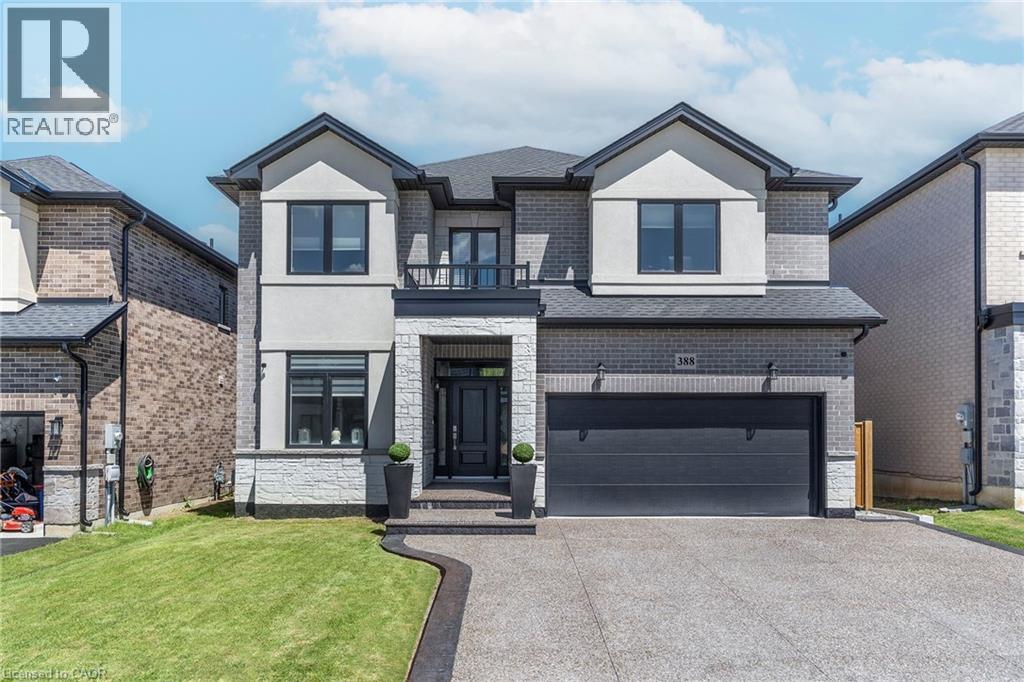 388 Klein Cir, Ancaster, ON L9G 3K9