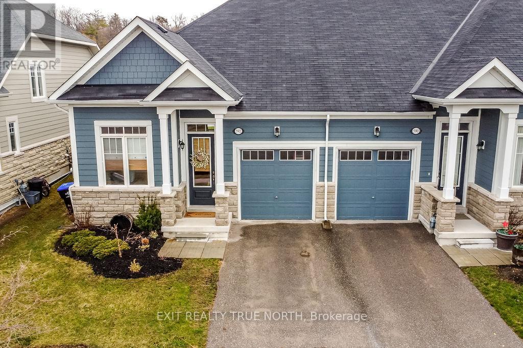 592 Bayport Blvd, Midland, ON L4R 0G4