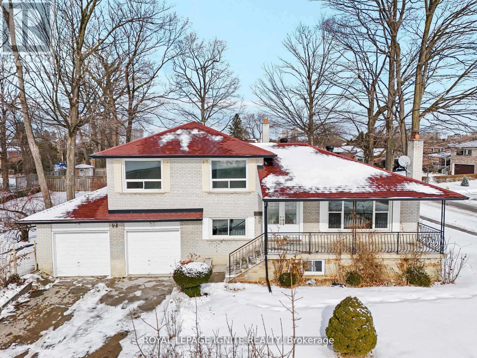 6 Brantley Cres, Toronto York University Heights, ON M3J 1X5