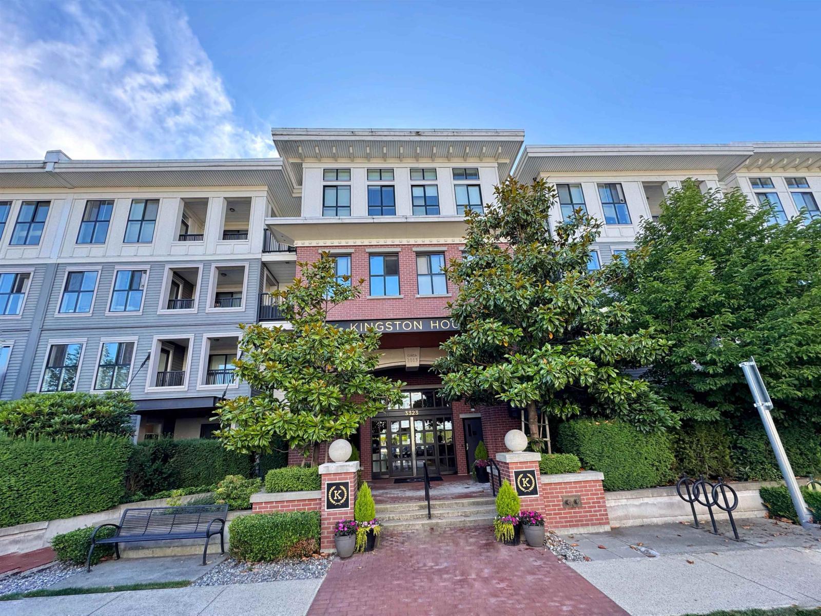 3323 151 Street Unit 405, Surrey, BC V3Z 0L3