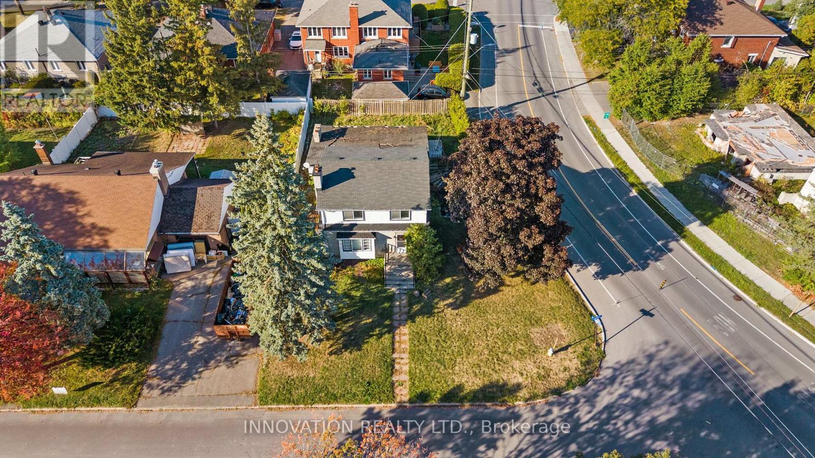 1085 Richard Ave, Ottawa, ON K1H 8C3