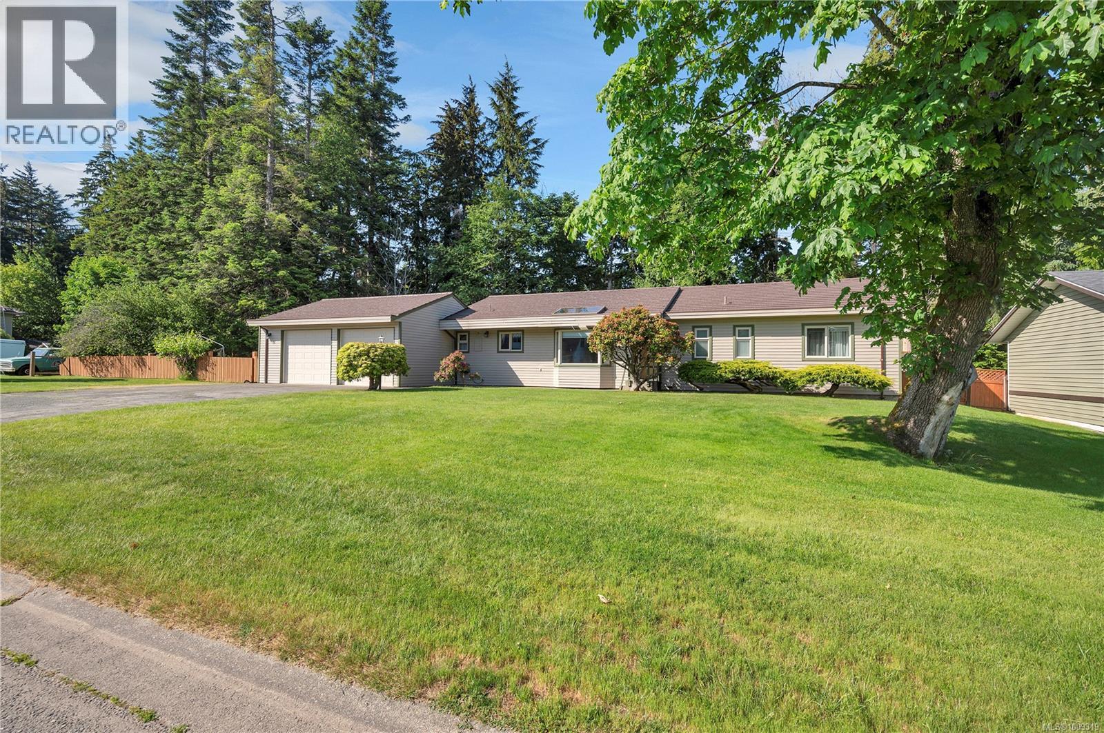 330 Cottonwood Dr, Campbell River, BC V9W 6P5