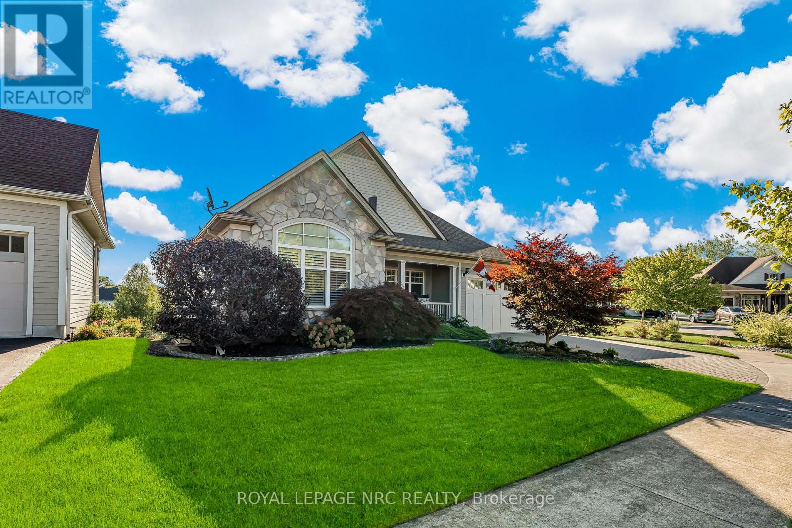 158 Sunrise Ct, Fort Erie, ON L0S 1N0