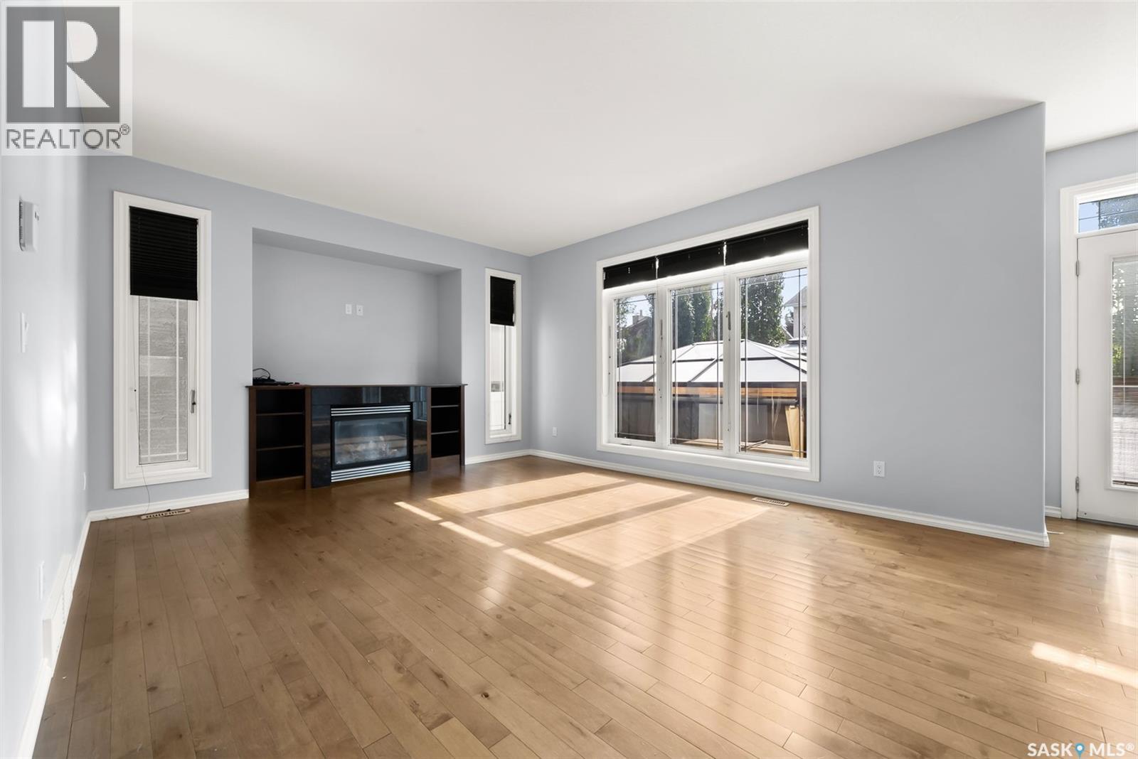 6925 Maple Ridge Dr, Regina, SK S4X 4J2