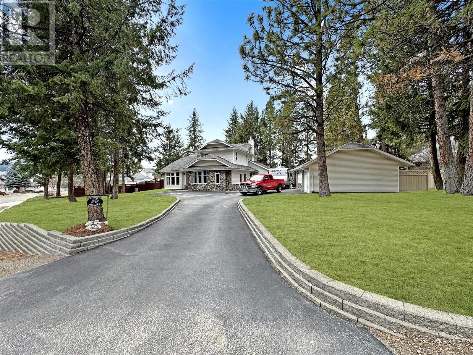 117 Deerview Cres, Princeton, BC V0X 1W0
