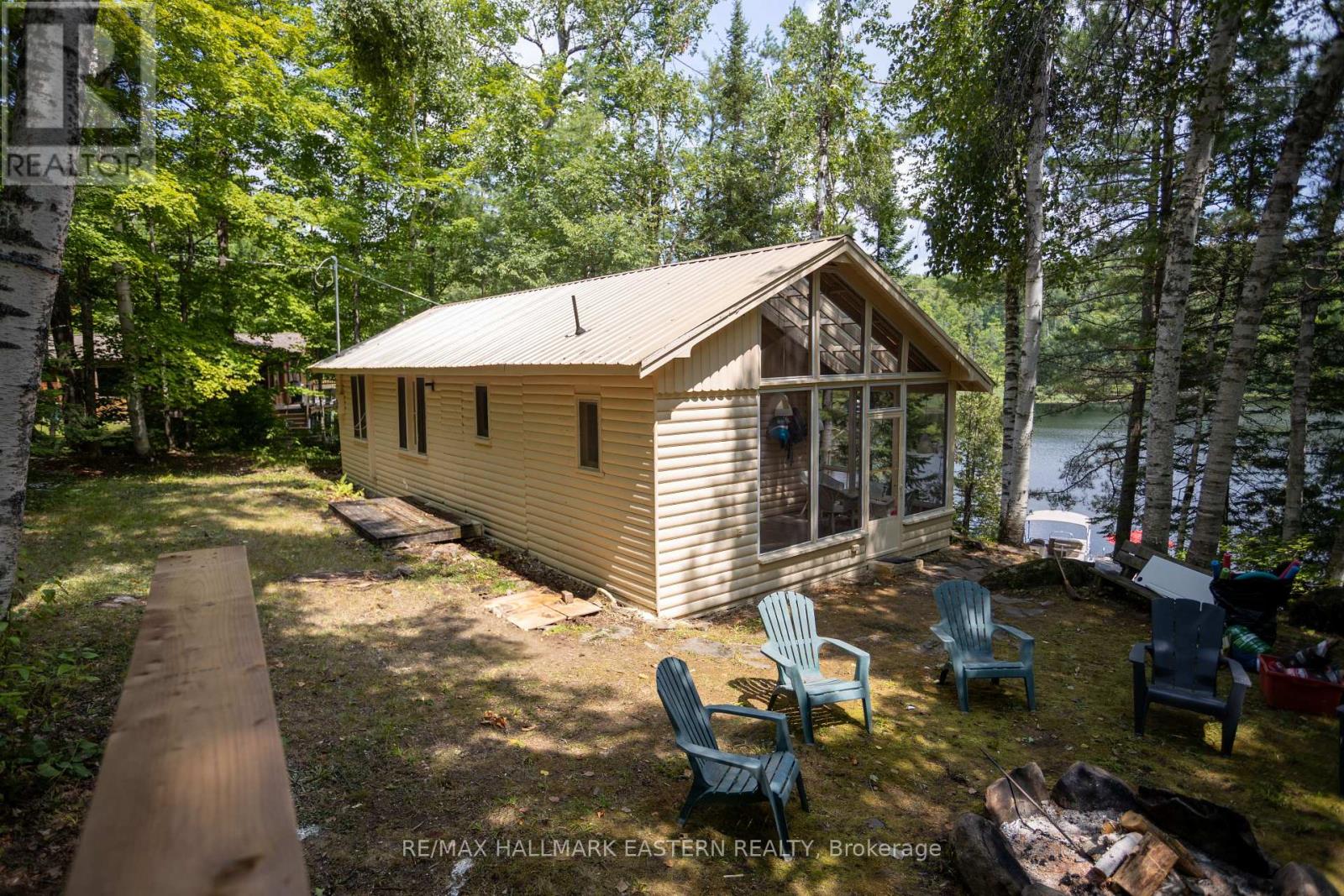 10729 Black Lake Rd, Minden Hills Lutterworth, ON K0M 2L0