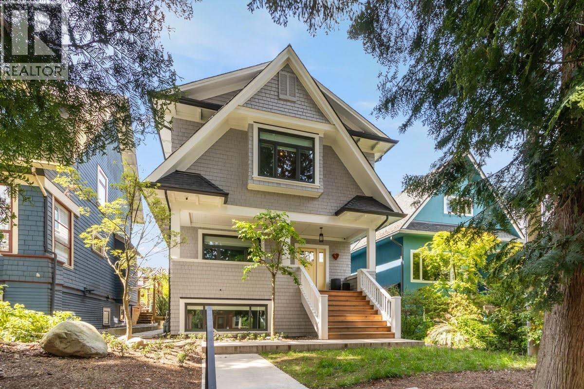 4447 Quebec St, Vancouver, BC V5V 3L6