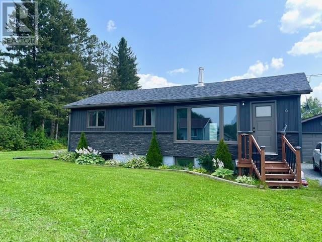 6 Main St, Markstay, ON P0M 2G0