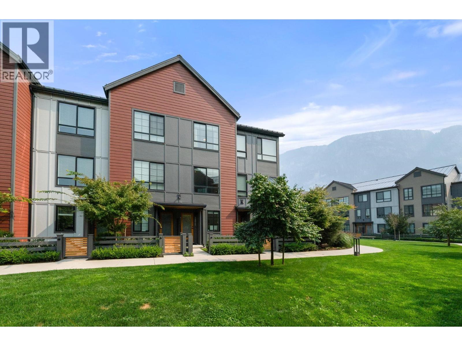 38011 Keel Way, Squamish, BC V8B 2A1