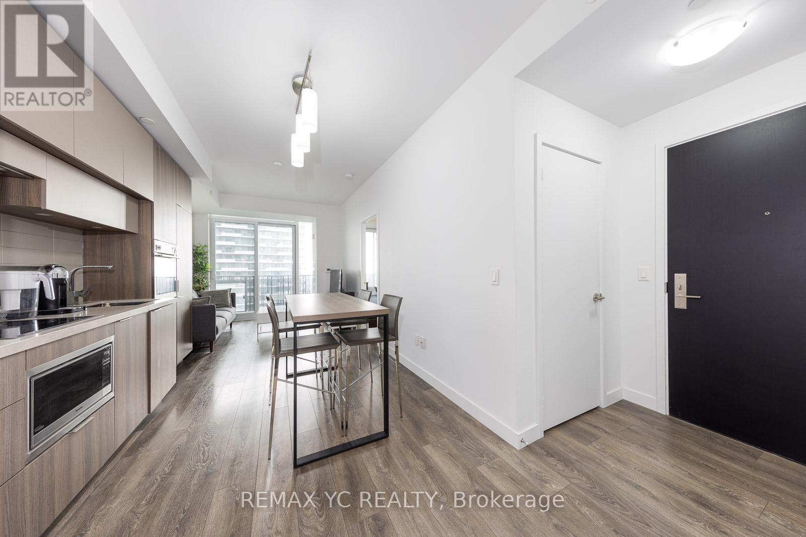 4801 8 Eglinton Ave E, Toronto, ON M4P 0C1