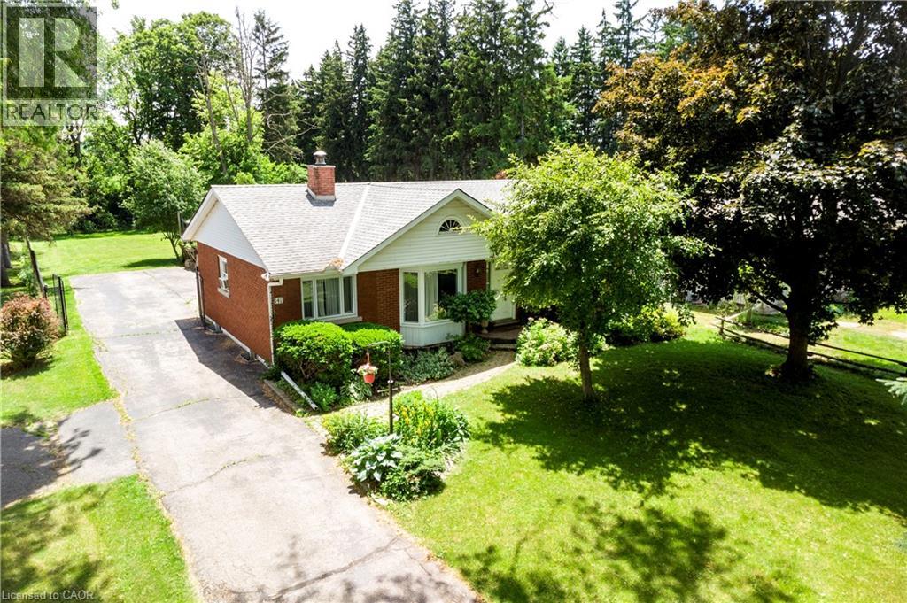 141 Riverbank Dr, Cambridge, ON N3H 4R6