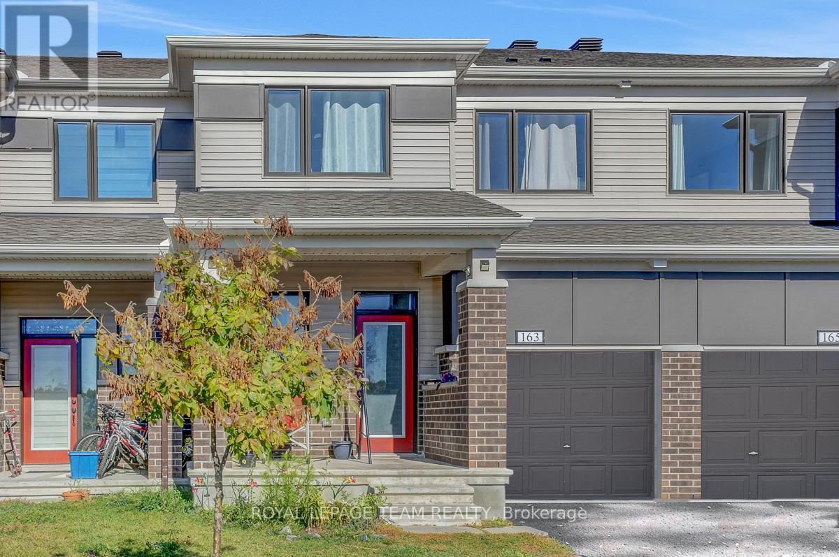 163 Yearling Cir, Ottawa, ON K0A 2Z0