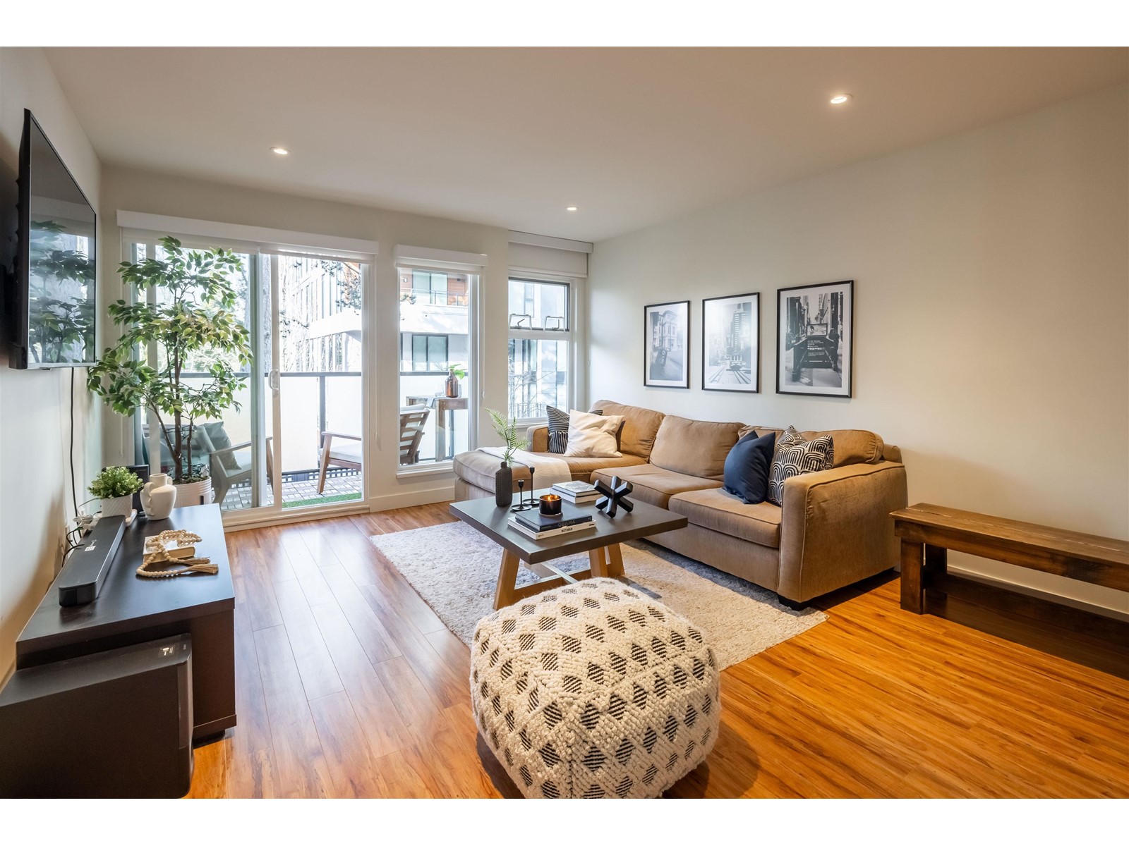 1850 E Southmere Crescent Unit 110, Surrey, BC V4A 6Y6