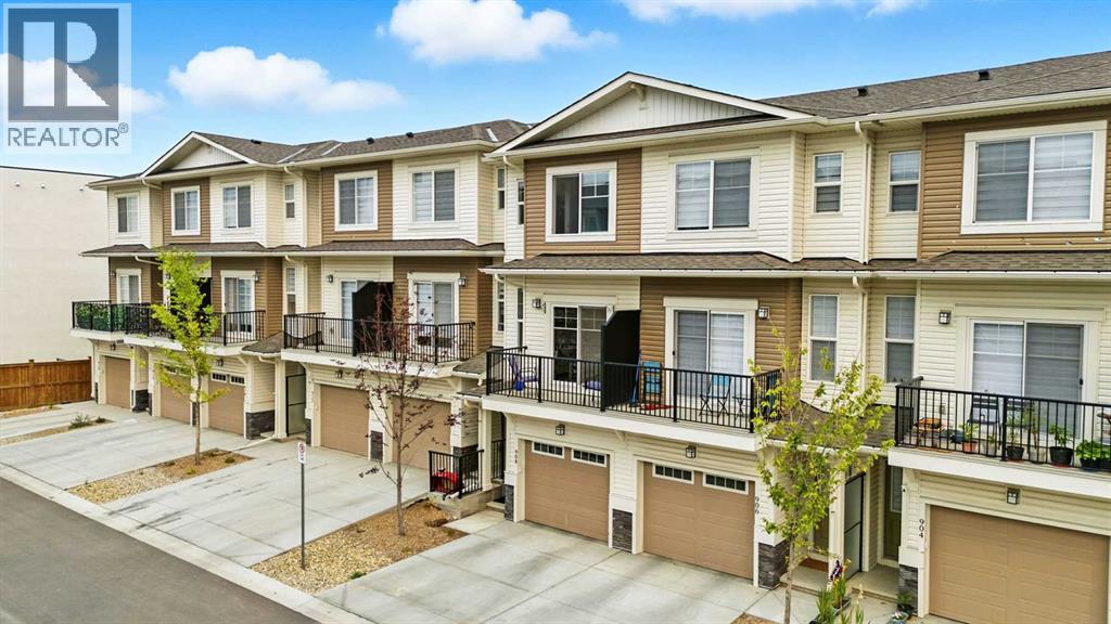 908 Sage Hill Grv NW, Calgary, AB T3R 2A2