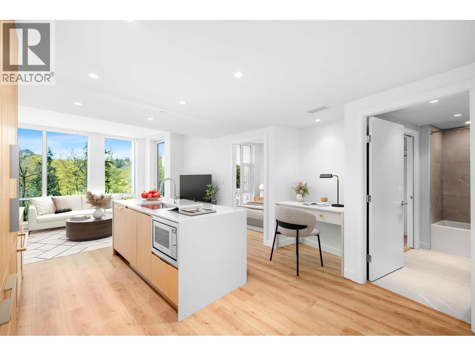1500 Fern Street Unit 618, North Vancouver, BC V7J 0E6