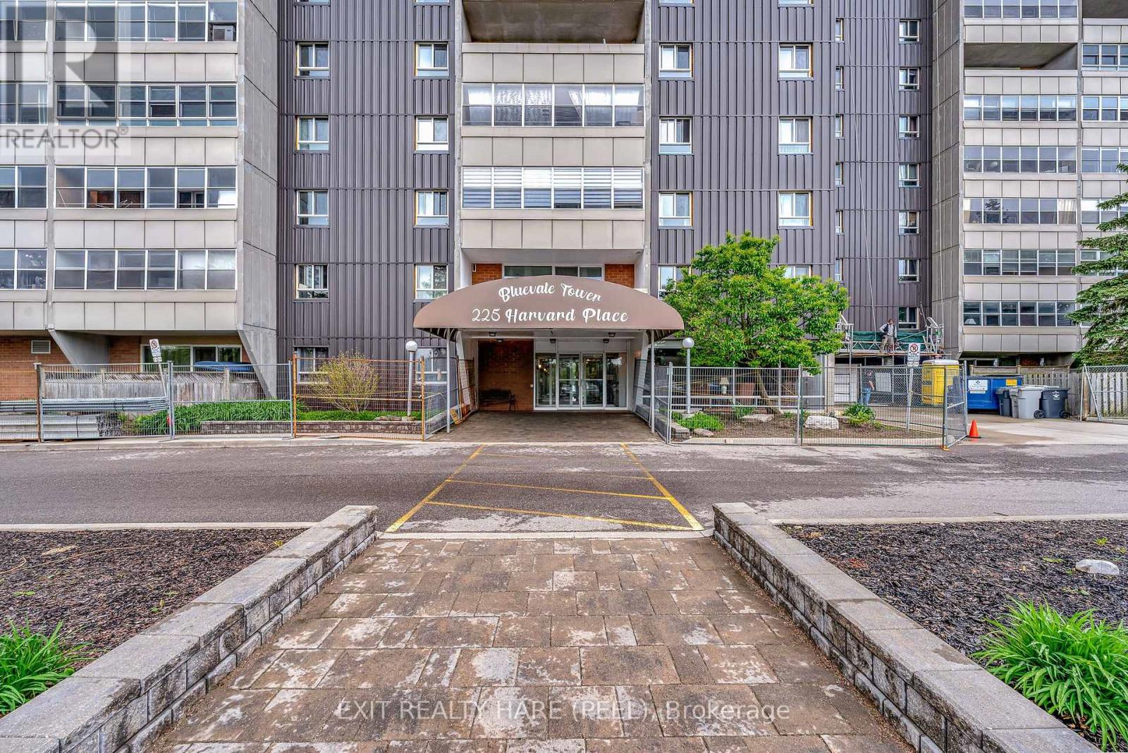 804 225 Harvard Pl, Waterloo, ON N2J 4H4