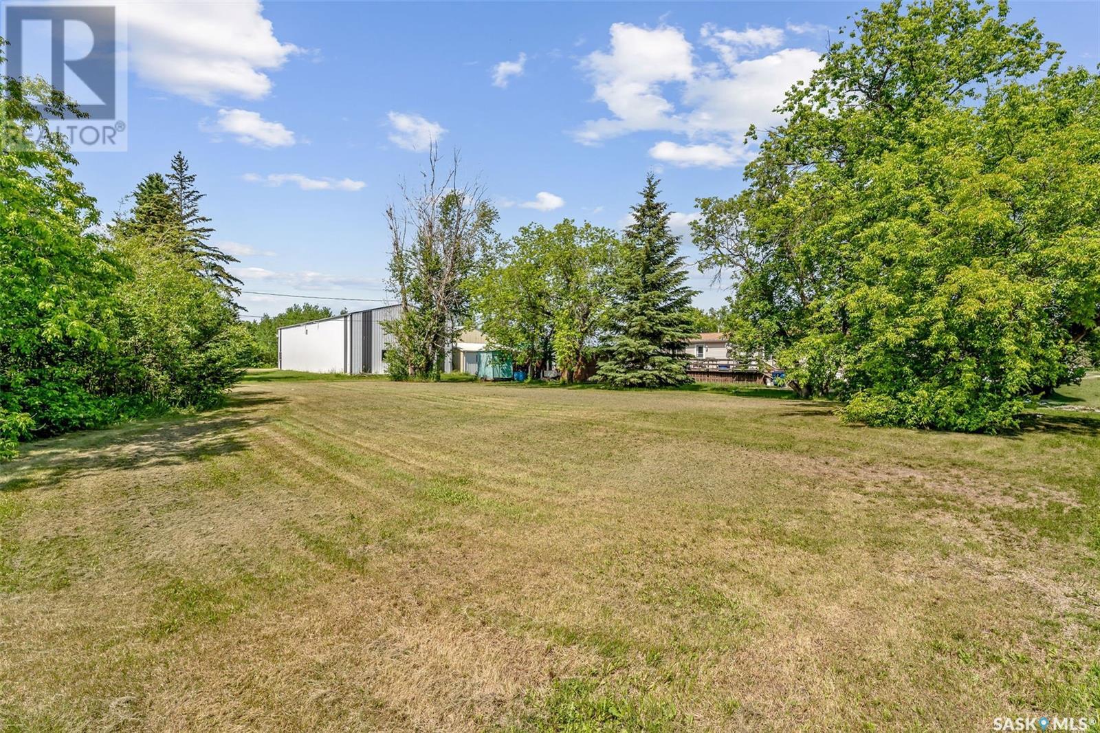 3 1 St W, Meath Park, SK S0J 0B7
