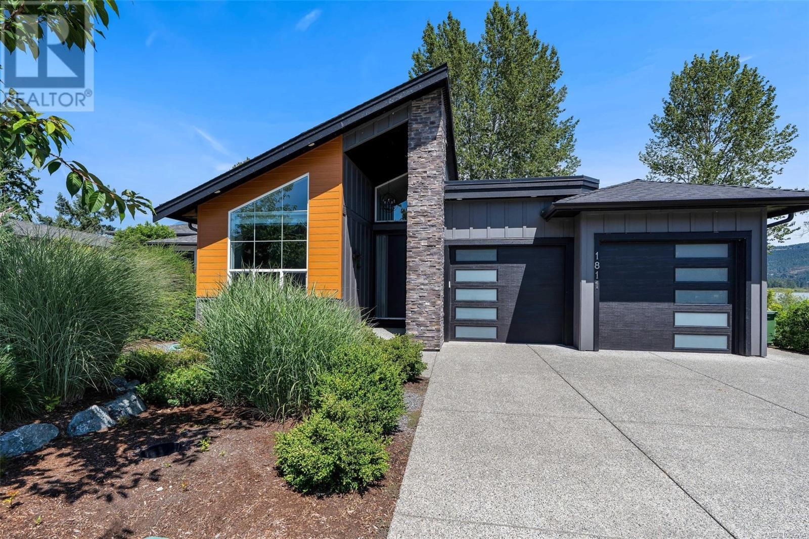 1811 Westlock Rd, Duncan, BC V9L 5N7