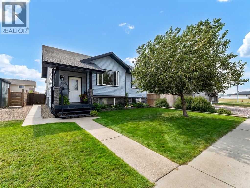 9 Avenue Se Unit 1110, Redcliff, AB T0J 2P0