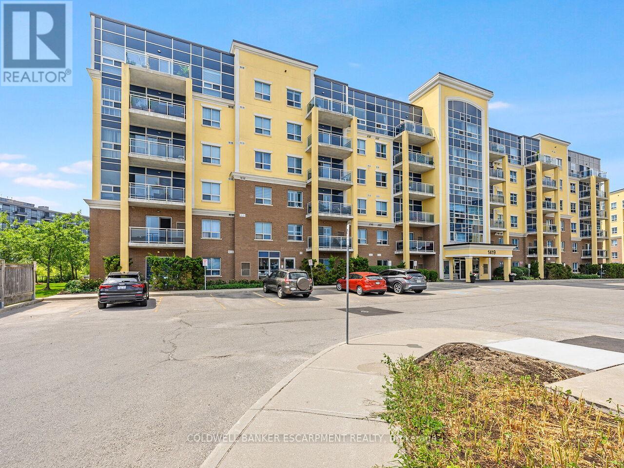 201 1419 Costigan Rd, Milton, ON L9T 2L4