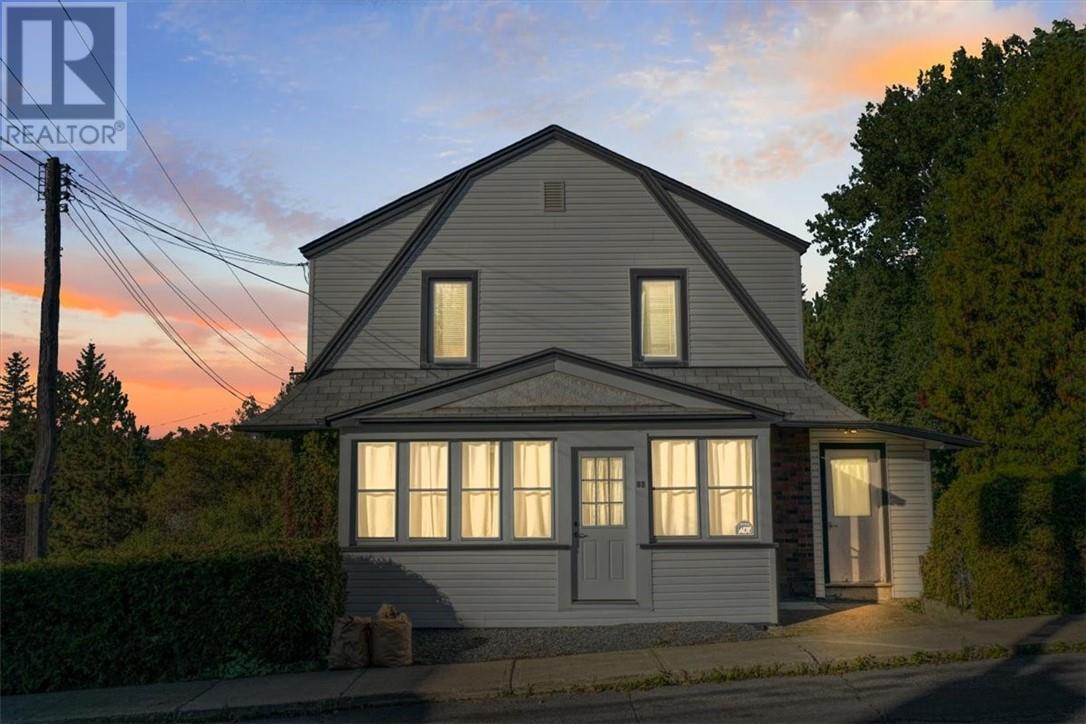 8 Craig St #b, Greater Sudbury, ON P0M 1N0